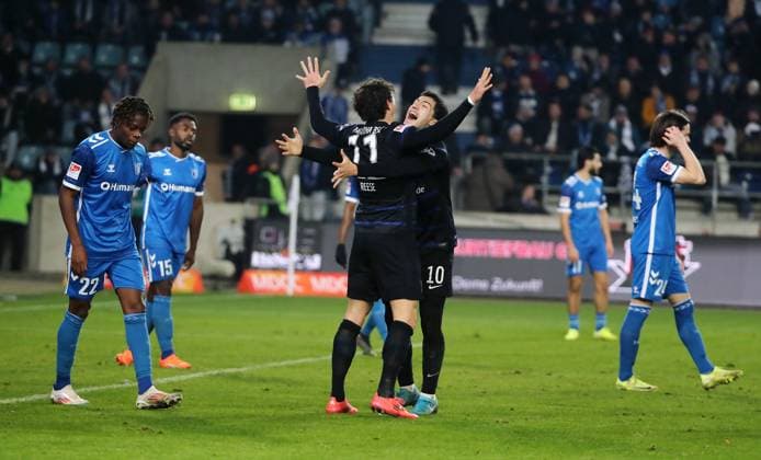 Fabian Reese jubelt nach 1:3 durch Luca Schuler, mit Ibrahim Maza Freude Emotion Jubel Fußball Fussball 2.Bundesliga Herren 14. Spieltag Saison 2024 2025 29.11.2024 1.FC Magdeburg FCM vs. Hertha BSC Berlin DFL regulations prohibit any use of photographs as image sequences and or quasi-video.
