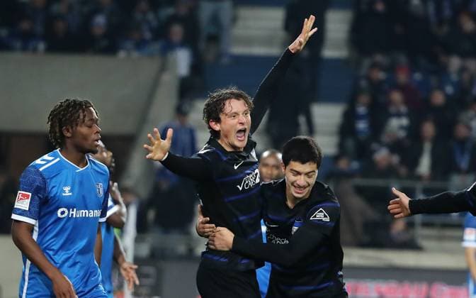 Fabian Reese jubelt nach 1:3 durch Luca Schuler, mit Ibrahim Maza Freude Emotion Jubel Fußball Fussball 2.Bundesliga Herren 14. Spieltag Saison 2024 2025 29.11.2024 1.FC Magdeburg FCM vs. Hertha BSC Berlin DFL regulations prohibit any use of photographs as image sequences and or quasi-video.
