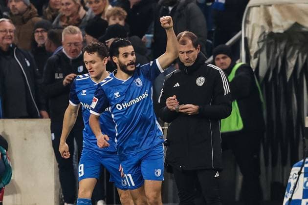 Torjubel - Torschütze Mohammed El Hankouri (1. FC Magdeburg,11) trifft zum 1-0 - 2. Fussball Bundesliga Saison 2024-2025 1. FC Magdeburg vs. Hertha BSC Berlin in der Avnet Arena in Magdeburg - Aktion,Fußball,Mann,Männer,Deutschland,29.11.2024
