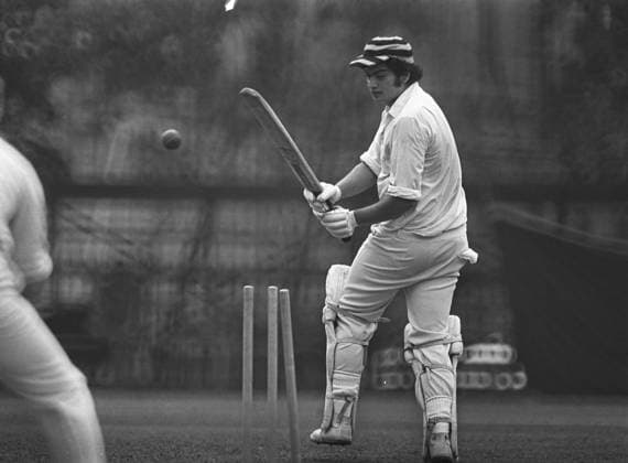 Archivbilder der Woche SPORT KW48 Cricket team Whitherers-Nomads-Wanderers (WNW) competing with the Templars for the Rothmans Cup. EDITORIAL USE ONLY  Copyright: xx MER2015112711041847 PxYxTangx scmpphotos524295