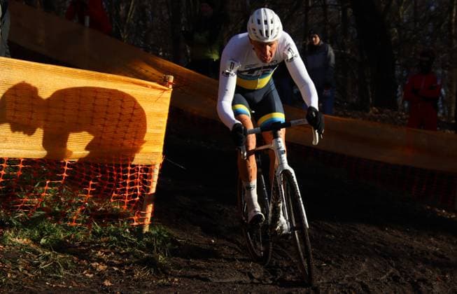 Radcross-Weltmeisterschaften der Masters in Hamburg, Männer, Altersklasse 55-59: Der Hamburger Jens Schwedler (Harvestehuder RV) gewinnt den Titel.