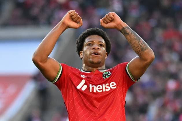 Koeln, Rheinenergiestadion, 30.11.24, GER, Herren, 2.Bundesliga, Saison 2024-2025, 1.FC Koeln - Hannover 96 Bild: Jessic NGANKAM (Hannover) jubelt nach seinem Tor zum 0:1 Only for editorial use! DFL regulations prohibit any use of photographs as image sequences and or quasi-video. NRW Deutschland
