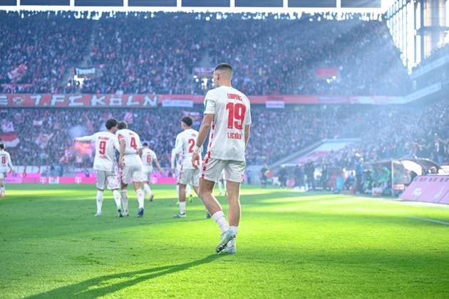 30.11.2024, Fussball, 2. Bundesliga, 14. Spieltag Saison 2024 2025, 1.FC Köln - Hannover 96, Tim Lemperle (1. FC Köln) freut sich über das Tor zum 1:1. xRHR-FOTO TKx