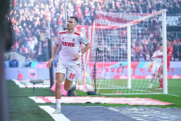 30.11.2024, Fussball, 2. Bundesliga, 14. Spieltag Saison 2024 2025, 1.FC Köln - Hannover 96, Tim Lemperle (1. FC Köln) freut sich über das Tor zum 1:1. xRHR-FOTO TKx