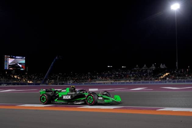 30.11.2024, Losail International Circuit, Doha, Formula 1 Qatar Airways Qatar Grand Prix 2024 ,im Bild Zhou Guanyu (CHN), Stake F1 Team Kick Sauber (Photo by Hasan Bratic DeFodi Images) Defodi-506_20241130_hbr_1628