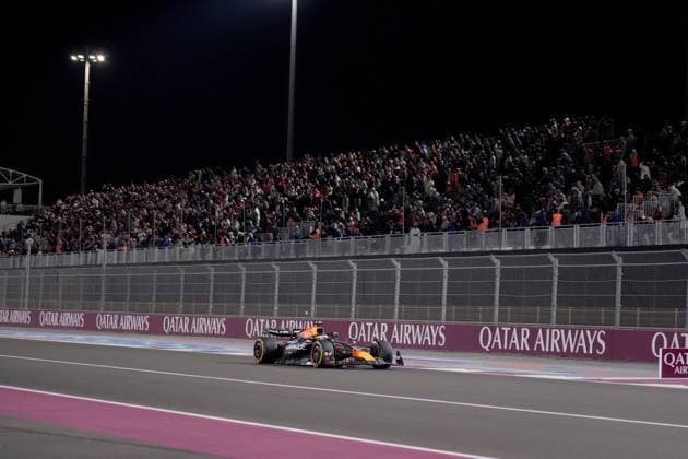 30.11.2024, Losail International Circuit, Doha, Formula 1 Qatar Airways Qatar Grand Prix 2024 ,im Bild Max Verstappen (NLD), Oracle Red Bull Racing (Photo by Hasan Bratic DeFodi Images) Defodi-506_20241130_hbr_2024