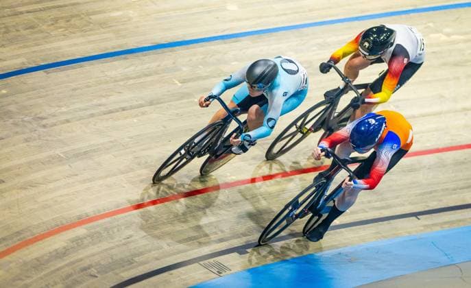 APELDOORN - Hetty van de Wouw in action during the first round sprint at the UCI Track Champions League at Omnisport. It was the third round of the Track cycling, Rad, Radsport, Bahnrad, Bahn competition. ANP IRIS VAN DEN BROEK xVIxANPxSportx xxANPxIVx 514573632 originalFilename: 514573632.jpg