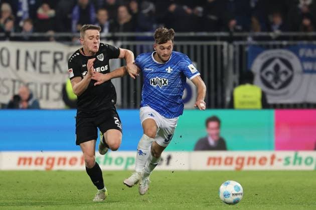 2024.11.30 xJFAx 2.Bundesliga SV Darmstadt 98 - Preußen Münster v.l., Jano Ter (Preußen Münster), Kilian Julian Corredor (SV Darmstadt 98) Zweikampf, Action, Aktion, Battles for the Ball (DFL DFB REGULATIONS PROHIBIT ANY USE OF PHOTOGRAPHS as IMAGE SEQUENCES and or QUASI-VIDEO)