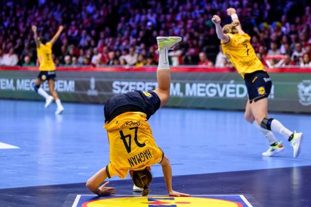 Bilder des Jahres 2024, Sport 11 November Sport Themen der Woche KW48 Sport Bilder des Tages 241130 Nathalie Hagman of Sweden during the EHF Women s European Championship, EM, Europameisterschaft handball match between Sweden and Hungary on November 30, 2024 in Debrecen. Photo: Jesper Zerman BILDBYRAN kod JZ JZ0595 handball handboll handball bbeng em handball-em handbolls-em ehf handball european championship european handball championship 2024 european championship 2024 sweden sverige ungern hungary dam jubel *** 241130 Nathalie Hagman of Sweden during the EHF Women s European Championship handball match between Sweden and Hungary on November 30, 2024 in Debrecen Photo Jesper Zerman BILDBYRAN kod JZ JZ0595 handball handball handball bbeng em handball em handbolls em ehf handball european championship european handball championship 2024 european championship 2024 sweden sverige ungern hungary dam jubel  Copyright: JESPERxZERMAN BB241130JZ132