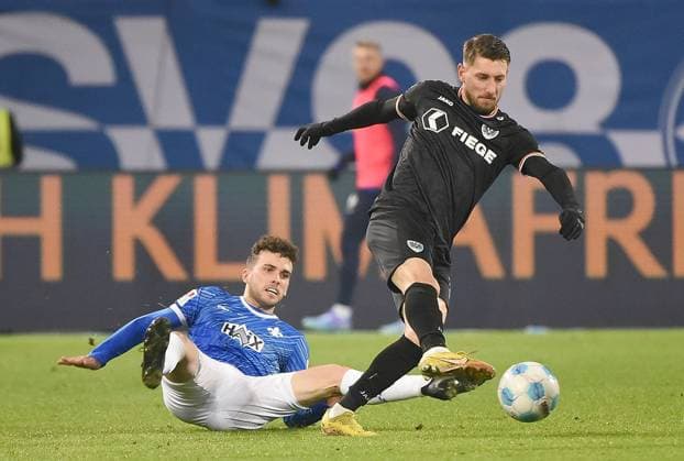 30.11.2024, xhbx, Fussball 2.Bundesliga, SV Darmstadt 98 - Preussen Münster emspor, v.l. Segio Lopez (SV Darmstadt 98), Charalambos Makridis (Preußen Münster) (DFL DFB REGULATIONS PROHIBIT ANY USE OF PHOTOGRAPHS as IMAGE SEQUENCES and or QUASI-VIDEO) Darmstadt