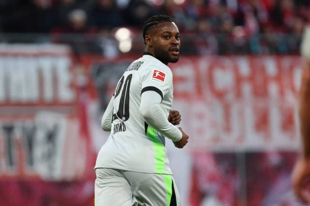 Leipzig vs. VfL, 1. BL Leipzig, 30.11.2024, FUßBALL - RB Leipzig vs. VfL Wolfsburg, 1. BL, Saison 2024 25. Ridle Baku (VfL Wolfsburg) Leipzig