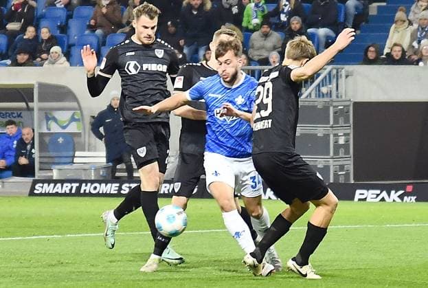 30.11.2024, xhbx, Fussball 2.Bundesliga, SV Darmstadt 98 - Preussen Münster emspor, v.l. Killian Corredor (SV Darmstadt 98), Lukas Frenkert (Preußen Münster) (DFL DFB REGULATIONS PROHIBIT ANY USE OF PHOTOGRAPHS as IMAGE SEQUENCES and or QUASI-VIDEO) Darmstadt