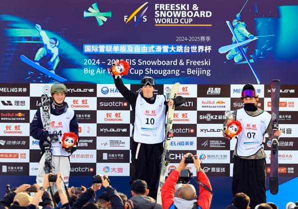 BEIJING, CHINA - DECEMBER 01: (L-R) Silver medalist Tabanelli Miro of Italy, gold medalist Tormod Frostad of Norway and bronze medalist Deschamps Dylan of Canada celebrate during the awards ceremony following the Men s Freeski Big Air Final on day three of the 2024 25 FIS Snowboard & Freeski Big Air World Cup at the Big Air Shougang on December 1, 2024 in Beijing, China.  Copyright: xBeijingxYouthxDailyx 111533981992