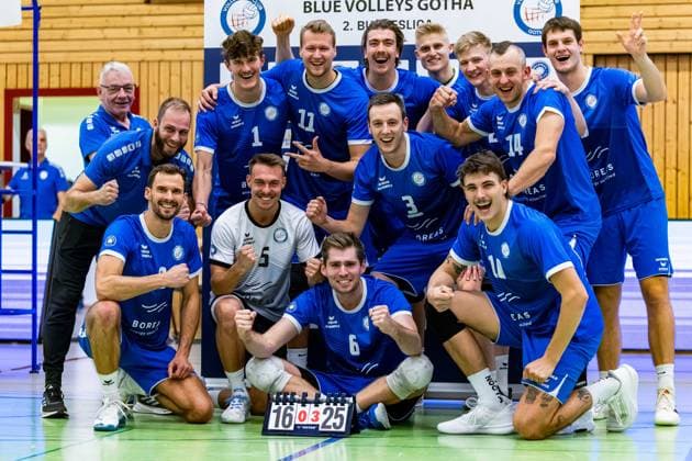 30.11.2024, GER, Volleyball, 2.BL Maenner Sued, Saison 2024 2025, Blue Volleys Gotha - TV 1861 Rottenburg die Blue Volleys Gotha gewinnen in 3 Sätzen gegen die TV 1861 Rottenburg 99867 Gotha Sporthalle Sportanlage Ernesti Thüringen Deutschland