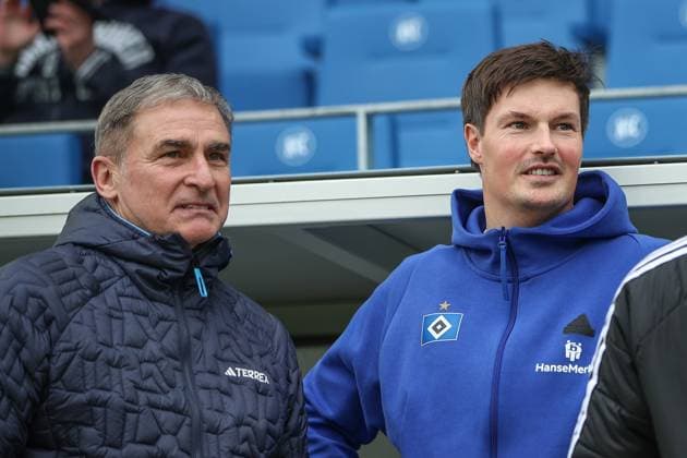 Fußball, 2. BL, Karlsruher SC - Hamburger SV Stefan Kuntz (Hamburger SV, Sportvorstand) und Merlin Polzin (Hamburger SV, Interimstrainer) , Karlsruher SC vs. Hamburger SV, Fussball, 2. Bundesliga, 14. Spieltag, 2024 2025, 01.12.2024, DFL REGULATIONS PROHIBIT ANY USE OF PHOTOGRAPHS AS IMAGE SEQUENCES AND OR QUASI-VIDEO, Karlsruher SC vs. Hamburger SV, Fussball, 2. Bundesliga, 14. Spieltag, 2024 2025, 01.12.2024 Karlsruhe