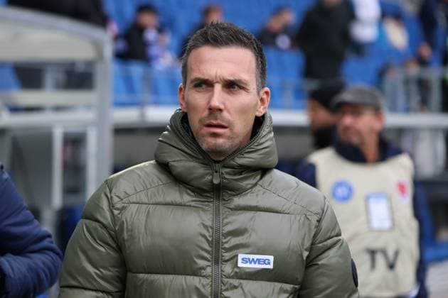01.12.2024, Fussball, Herren, 2. Bundesliga, Saison 2024 2025, Karlsruher SC - Hamburger SV, Trainer Christian Eichner (Karlsruher SC) Karlsruhe BBBank Wildpark Baden-Württemberg Deutschland (DE)