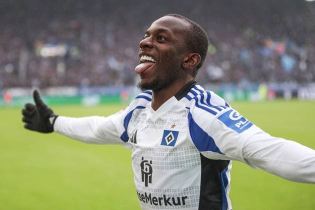 Sport Themen der Woche KW48 Sport Bilder des Tages Jean-Luc Dompe (Hamburger SV, 7) mit seinem zweiten Treffer zum 1:2 , Karlsruher SC vs. Hamburger SV, Fussball, 2. Bundesliga, 14. Spieltag, 2024 2025, 01.12.2024, DFL REGULATIONS PROHIBIT ANY USE OF PHOTOGRAPHS AS IMAGE SEQUENCES AND OR QUASI-VIDEO, Karlsruher SC vs. Hamburger SV, Fussball, 2. Bundesliga, 14. Spieltag, 2024 2025, 01.12.2024 Karlsruhe *** Jean Luc Dompe Hamburger SV, 7 with his second goal for 1 2 , Karlsruher SC vs Hamburger SV, Football, 2 Bundesliga, Matchday 14, 2024 2025, 01 12 2024, DFL REGULATES PROHIBIT ANY USE OF PHOTOGRAPHS AS IMAGE SEQUENCES AND OR QUASI VIDEO, Karlsruher SC vs Hamburger SV, Football, 2 Bundesliga, Matchday 14, 2024 2025, 01 12 2024 Karlsruhe Copyright: xEibner-Pressefoto JanxPrihodax EP_JPA