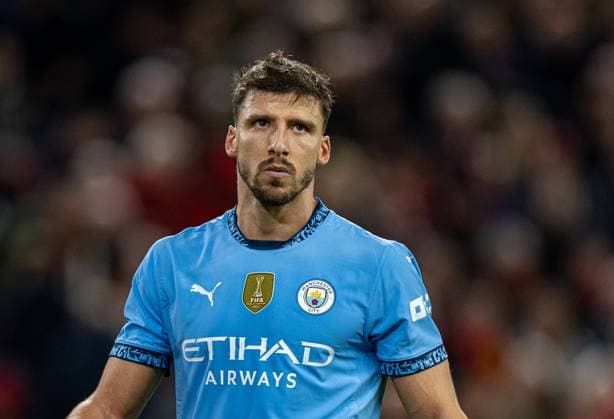Football - FA Premier League - Liverpool FC v Manchester City FC LIVERPOOL, ENGLAND - Sunday, December 1, 2024: Manchester City s Ruben Dias looks dejected during the FA Premier League match between Liverpool FC and Manchester City FC at Anfield. (Photo by David Rawcliffe Propaganda) LIVERPOOL Anfield MERSEYSIDE ENGLAND  Copyright: xDavidxRawcliffex P2024-12-01-Liverpool_Man_City-21