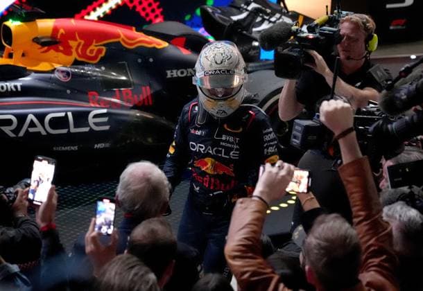 01.12.2024, Losail International Circuit, Doha, Formula 1 Qatar Airways Qatar Grand Prix 2024 ,im Bild Sieger Max Verstappen (NLD), Oracle Red Bull Racing (Photo by Hasan Bratic DeFodi Images) Defodi-506_20241201_hbr_4198