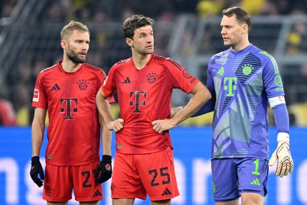 DORTMUND - (l-r) Konrad Laimer of FC Bayern Munchen, Thomas Muller of FC Bayern Munchen, FC Bayern Munchen goalkeeper Manuel Neuer during the Bundesliga match between Borussia Dortmund and FC Bayern Munchen at the Signal Iduna Park on Nov. 30, 2024 in Dortmund, Germany. ANP Hollandse Hoogte Bundesliga 2024 25 xVIxANPxSportx xGerritxvanxKeulenxIVx 514768863 originalFilename: 514768863.jpg