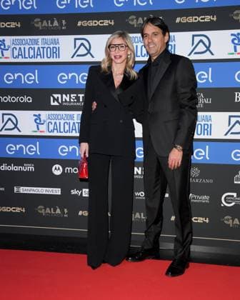 Milano, Red Carpet Galà del calcio AIC 2024 - Simone Inzachi con la moglie Gaia Lucariello  Copyright: xAlbertoxTerenghix xipa-agency.nex xVenezia2020x 0782902719st