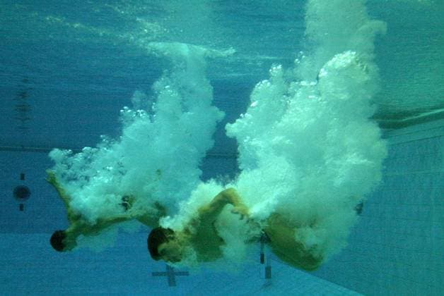 Archivbilder der Woche SPORT KW49 Attention: Date of recording according to label. Sydney Olympics Games 2000 Sydney Olympics Games 2000 SYNCHRONISED DIVING TRAINING IN THE MAIN DIVING POOL Copyright: xDAVIDxASHDOWNx DMGTCHPDPICT000349387985