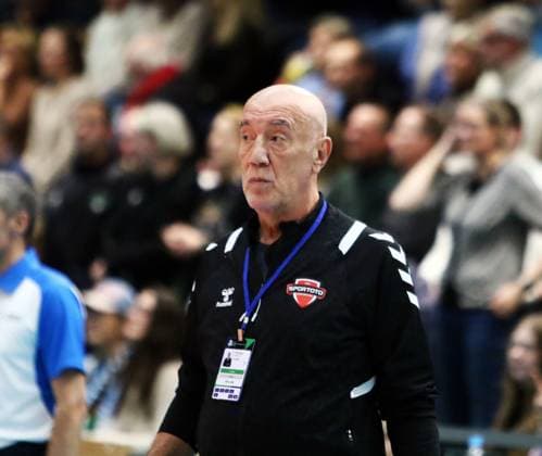 headcoach Nedim OEZBET (Ankara), He-Volleyballl, CEV Challenge Cup, 2024 25, WWK Volleys Herrsching vs SK Ankara, 05.12.24, GCDW Arena, Herrsching Copyright: WolfgangxFehrmann