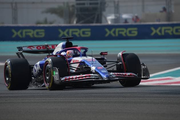 Formula 1 Etihad Airways Abu Dhabi Grand Prix 2024 06.12.2024, Yas Marina Circuit, Abu Dhabi, Formula 1 Etihad Airways Abu Dhabi Grand Prix 2024 , im Bild Liam Lawson (NZL), Visa Cash App RB Formula One Team