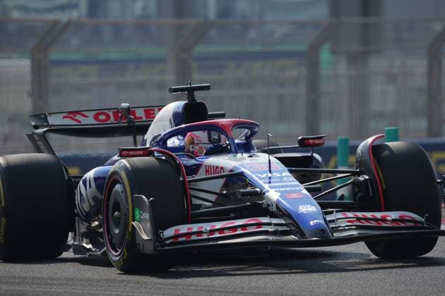 06.12.2024, Yas Marina Circuit, Abu Dhabi, Formula 1 Etihad Airways Abu Dhabi Grand Prix 2024 , im Bild Liam Lawson (NZL), Visa Cash App RB Formula One Team (Photo by Hasan Bratic DeFodi Images) Defodi-506_20241206_hbr_1423