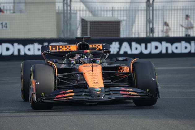 06.12.2024, Yas Marina Circuit, Abu Dhabi, Formula 1 Etihad Airways Abu Dhabi Grand Prix 2024 , im Bild Ryo Hirakawa (JPN), McLaren F1 Team (Photo by Hasan Bratic DeFodi Images) Defodi-506_20241206_hbr_2210