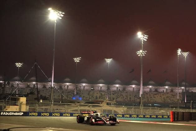 Formula 1 Etihad Airways Abu Dhabi Grand Prix 2024 06.12.2024, Yas Marina Circuit, Abu Dhabi, Formula 1 Etihad Airways Abu Dhabi Grand Prix 2024 , im Bild Nico Hülkenberg (DEU), MoneyGram Haas F1 Team