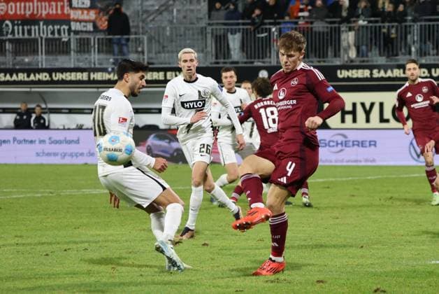 06.12.2024, Fussball, Herren, 2. Bundesliga, Saison 2024 2025, SV 07 Elversberg - 1. FC Nürnberg, Muhammed Damar (SV 07 Elversberg), Finn Jeltsch (1. FC Nuernberg) Elversberg Ursapharm-Arena an der Kaiserlinde Saarland Deutschland (DE)