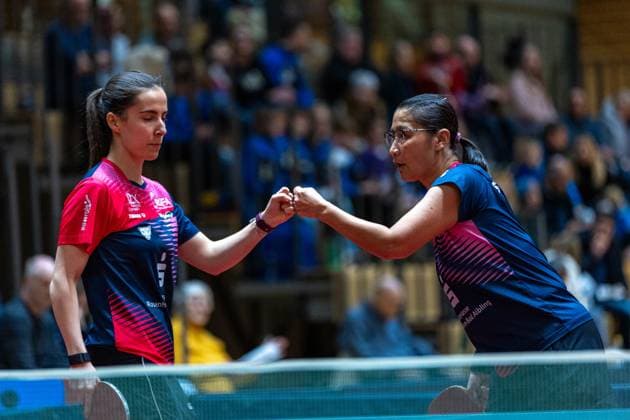 Qianhong Gotsch, (SV DJK Kolbermoor) mit Laura Tiefenbrunner, (SV DJK Kolbermoor), SV DJK Kolbermoor vs.TTC Berlin eastside , Tischtennis, 1.Bundesliga Frauen, 7. Spielwoche, 2024 2025, 06.12.2024, SV DJK Kolbermoor vs.TTC Berlin eastside , Tischtennis, 1.Bundesliga Frauen, 7. Spielwoche, 2024 2025, 06.12.2024, Kolbermoor