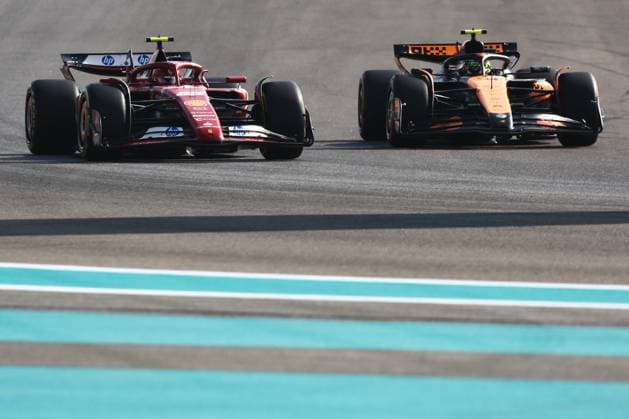 F1 Abu Dhabi Grand Prix 2024 Practice 3 Carlos Sainz of Ferrari and Lando Norris of McLaren during third practice ahead of the Formula 1 Abu Dhabi Grand Prix at Yas Marina Circuit in Abu Dhabi, United Arab Emirates on December 7, 2024. Abu Dhabi United Arab Emirates  Copyright: xJakubxPorzyckix originalFilename:porzycki-f1abudha241207_npsi3.jpg
