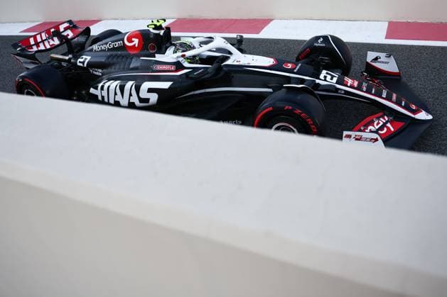 Sport Bilder des Tages F1 Abu Dhabi Grand Prix 2024 Practice 3 Nico Hulkenberg of Haas during third practice ahead of the Formula 1 Abu Dhabi Grand Prix at Yas Marina Circuit in Abu Dhabi, United Arab Emirates on December 7, 2024. Abu Dhabi United Arab Emirates  Copyright: xJakubxPorzyckix originalFilename:porzycki-f1abudha241207_np7LZ.jpg