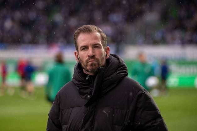Fußball, Herren, Saison 2024 2025, 2. Bundesliga (15. Spieltag), SpVgg Greuther Fürth - Hertha BSC, Trainer Jan Siewert (Greuther Fürth), 07.12. 2024,