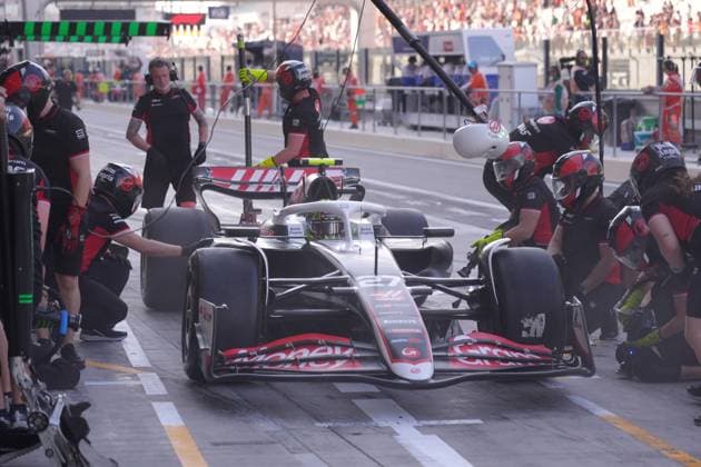 Formula 1 Etihad Airways Abu Dhabi Grand Prix 2024 07.12.2024, Yas Marina Circuit, Abu Dhabi, Formula 1 Etihad Airways Abu Dhabi Grand Prix 2024 , im Bild Nico Hülkenberg (DEU), MoneyGram Haas F1 Team