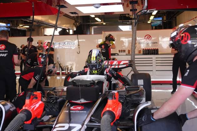 Formula 1 Etihad Airways Abu Dhabi Grand Prix 2024 07.12.2024, Yas Marina Circuit, Abu Dhabi, Formula 1 Etihad Airways Abu Dhabi Grand Prix 2024 , im Bild Nico Hülkenberg (DEU), MoneyGram Haas F1 Team