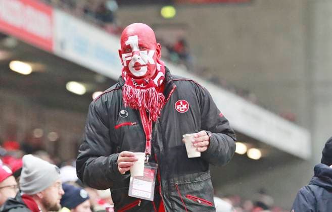 07.12.2024, xmohx, Fussball 2.Bundesliga, 1.FC Kaiserslautern - Karlsruher SC emspor, v.l. Kultfan Matthias Gehring (Kaiserslautern) (DFL DFB REGULATIONS PROHIBIT ANY USE OF PHOTOGRAPHS as IMAGE SEQUENCES and or QUASI-VIDEO) Kaiserslautern