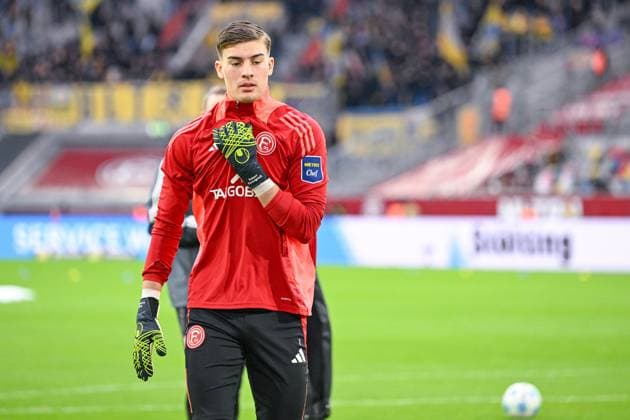 08.12.2024, Fussball, 2. Bundesliga, 15. Spieltag Saison 2024 2025, Fortuna Düsseldorf - Eintracht Braunschweig, Torwart Robert Kwasigroch (Fortuna Düsseldorf) xRHR-FOTO TKx Copyright: RHR-FOTOx RHR-FOTO TK