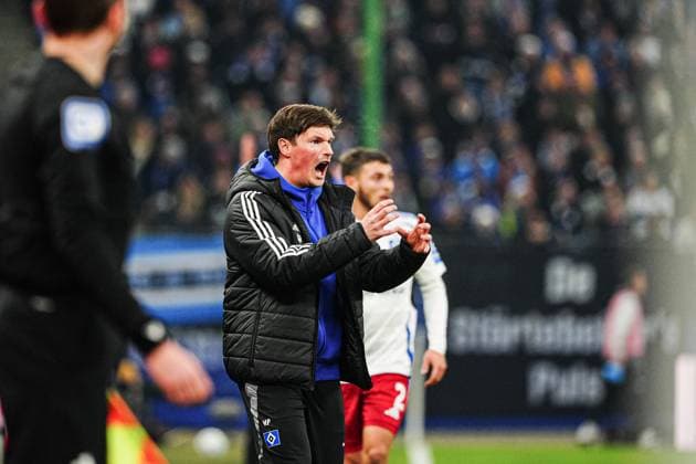 Merlin Polzin (Hamburger SV, Co-Trainer) GER, Hamburger SV vs. SV Darmstadt 98, Fussball, 2. Bundesliga, Spieltag 15, Saison 2024 2025, 08.12.2024 DFL REGULATIONS PROHIBIT ANY USE OF PHOTOGRAPHS AS IMAGE SEQUENCES AND OR QUASI-VIDEO GER, Hamburger SV vs. SV Darmstadt 98, Fussball, 2. Bundesliga, Spieltag 15, Saison 2024 2025, 08.12.2024 Hamburg