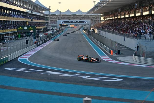 Formula 1 Etihad Airways Abu Dhabi Grand Prix 2024 08.12.2024, Yas Marina Circuit, Abu Dhabi, Formula 1 Etihad Airways Abu Dhabi Grand Prix 2024 , im Bild Lando Norris (GBR), McLaren F1 Team
