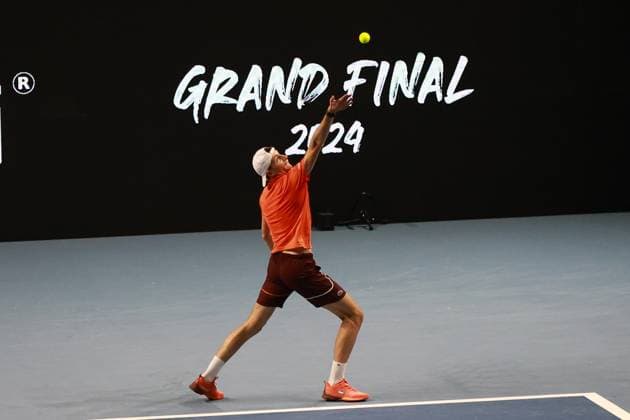 Sport Themen der Woche KW 49 Sport Bilder des Tages London, England, December 8th 2024: Hugo Humbert of France during the UTS 2024 Grand Final at the Copperbox Arena in London, England (Alexander Canillas SPP)  Copyright: xAlexanderxCanillas SPPx spp-en-AlCa-9U2A5690