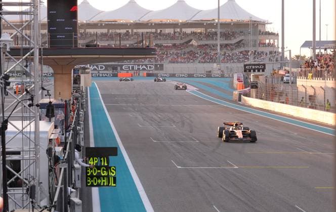 08.12.2024, Yas Marina Circuit, Abu Dhabi, Formula 1 Etihad Airways Abu Dhabi Grand Prix 2024 , im Bild Lando Norris (GBR), McLaren F1 Team (Photo by Hasan Bratic DeFodi Images) Defodi-506_20241208_hbr_10463