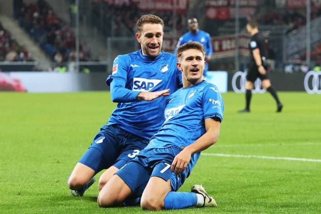 08.12.2024, xtvx, Fussball 1.Bundesliga, TSG 1899 Hoffenheim - SC Freiburg emspor, v.l. Goal scored, Tor zum 1:1 Tom Bischof (TSG 1899 Hoffenheim) Torjubel, Goal celebration, celebrate the goal, celebrates scoring Arthur Chaves (TSG 1899 Hoffenheim) Tom Bischof (TSG 1899 Hoffenheim) (DFL DFB REGULATIONS PROHIBIT ANY USE OF PHOTOGRAPHS as IMAGE SEQUENCES and or QUASI-VIDEO) Sinsheim
