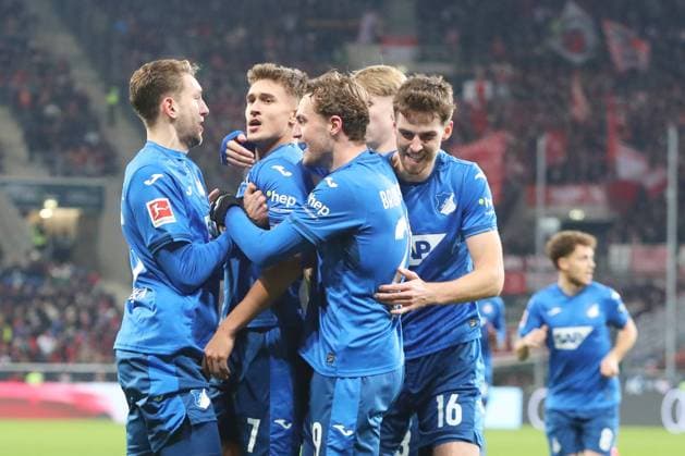 08.12.2024, xtvx, Fussball 1.Bundesliga, TSG 1899 Hoffenheim - SC Freiburg emspor, v.l. Goal scored, Tor zum 1:1 Tom Bischof (TSG 1899 Hoffenheim) Torjubel, Goal celebration, celebrate the goal, celebrates scoring Arthur Chaves (TSG 1899 Hoffenheim) Tom Bischof (TSG 1899 Hoffenheim) (DFL DFB REGULATIONS PROHIBIT ANY USE OF PHOTOGRAPHS as IMAGE SEQUENCES and or QUASI-VIDEO) Sinsheim
