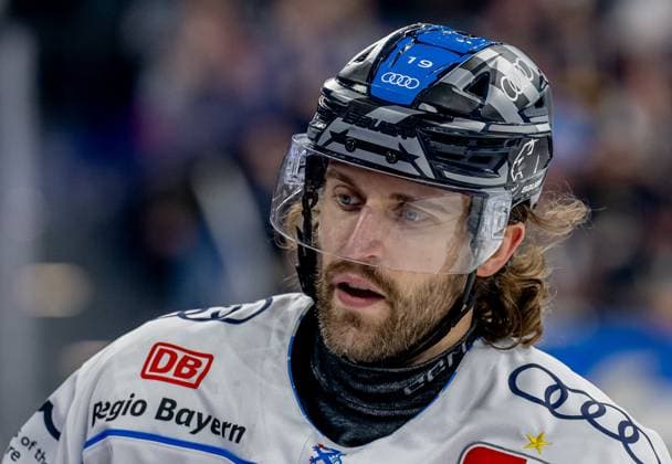 Wojciech Stachowiak (ERC Ingolstadt Panther, 19) Portrait Portraet. GER, EHC Red Bull Muenchen vs. ERC Ingolstadt, Eishockey, DEL, 24. Spieltag, Saison 2024 2025, 08.12.2024. GER, EHC Red Bull Muenchen vs. ERC Ingolstadt, Eishockey, DEL, 24. Spieltag, Saison 2024 2025, 08.12.2024. Muenchen *** Wojciech Stachowiak ERC Ingolstadt Panther, 19 Portrait Portraet GER, EHC Red Bull Muenchen vs ERC Ingolstadt, Ice Hockey, DEL, 24 Matchday, Season 2024 2025, 08 12 2024 GER, EHC Red Bull Muenchen vs ERC Ingolstadt, Ice Hockey, DEL, 24 Matchday, Season 2024 2025, 08 12 2024 Muenchen Copyright: xEibner-Pressefoto HeikexFeinerx EP_HFR