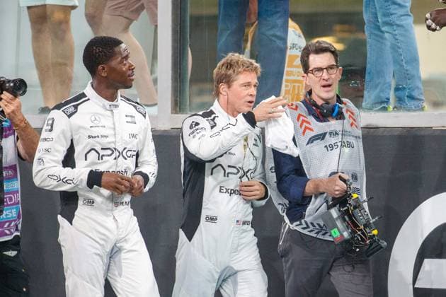 MOTORI - Formula 1 - Formula 1 Etihad Airways Abu Dhabi Grand Prix 2024 - Race Brad Pitt (USA) and Damson Idris (USA) Actors for F1 Movie during Race Day, Sunday of Formula 1 Etihad Airways Abu Dhabi Grand Prix 2024, Yas Marina, Abu Dhabi 6-8 December 2024 Abu Dhabi United Arab Emirates  Copyright: xIPAxSport ABACAx