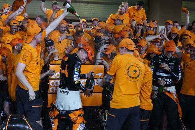 December 8, 2024, Abu Dhabi, United Arab Emirates: Oscar Piastri, Lando Norris and Zak Brown of McLaren celebrate with the team winning constructors cchampionship during Formula 1 Abu Dhabi Grand Prix at Yas Marina Circuit on December 8th, 2024 in Abu Dhabi, United Arab Emirates. Abu Dhabi United Arab Emirates - ZUMAz156 0783758073st Copyright: xBeataxZawrzelx