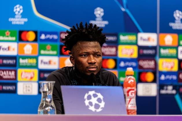 UEFA Champions League: Abschlusstraining Bayer 04 Leverkusen; 09.12.2024 Edmond Tapsoba (Bayer 04 Leverkusen, 12) während der Pressekonferenz UEFA Champions League: Abschlusstraining Bayer 04 Leverkusen vor dem Spiel gegen Inter Mailand, Leverkusen, BayArena am 09.12.2024 Copyright: xBEAUTIFULxSPORTS Wunderlx